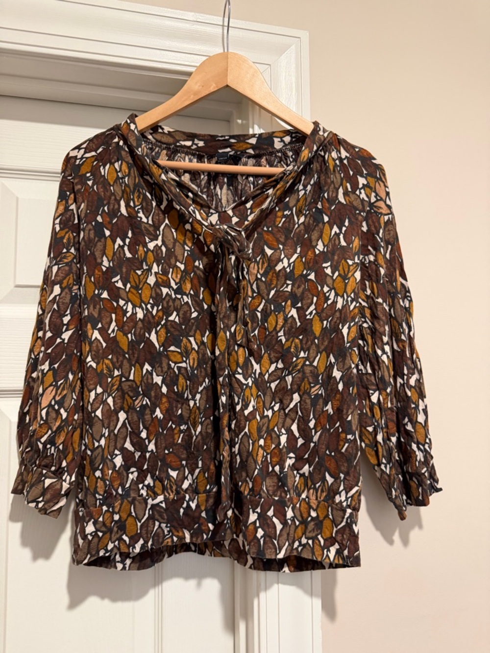 Women’s Banana Republic Top